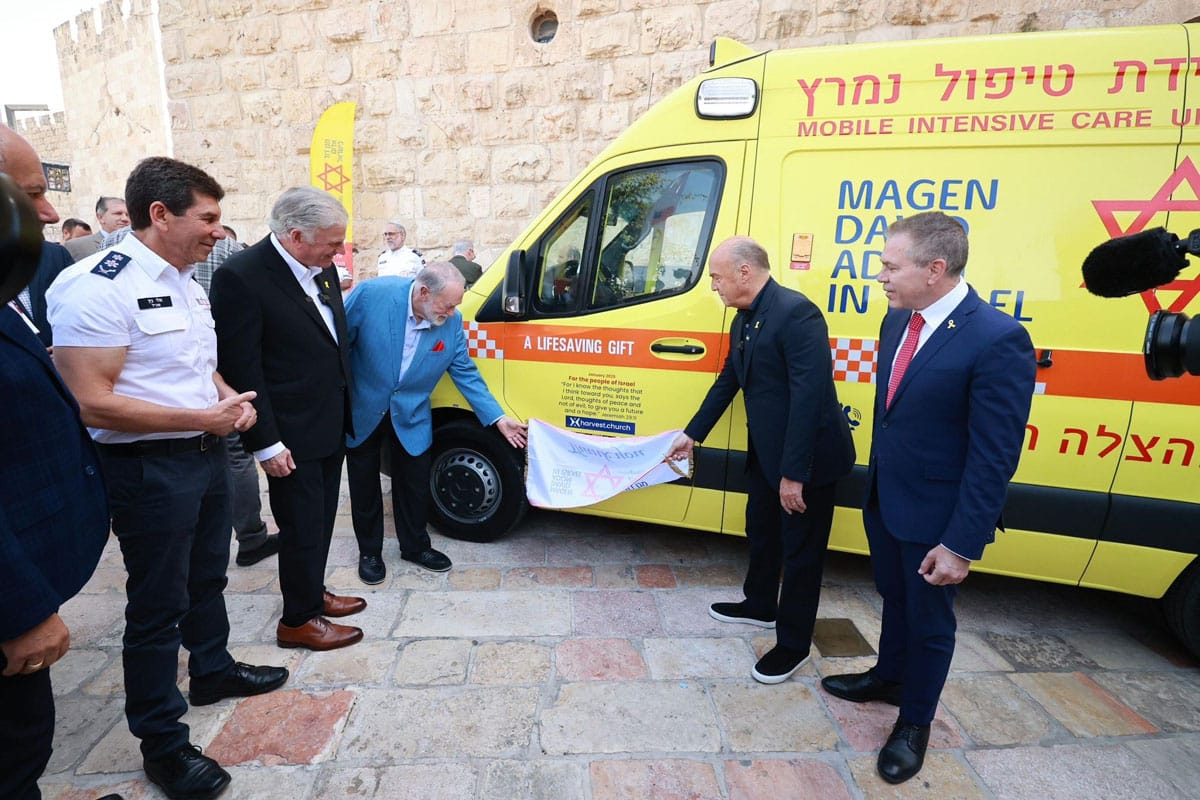 Franklin Graham Dedicates Ambulance in Jerusalem