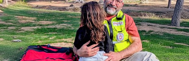 Choking Toddler Saved By MAGEN DAVID ADOM Neighbors